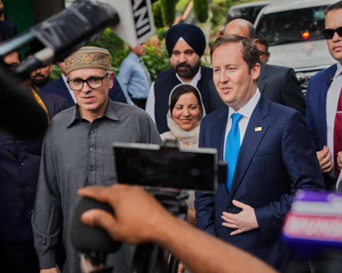 why-a-the-traitor-envoy’s-kashmir-visit-has-led-to-us-pakistan-spat