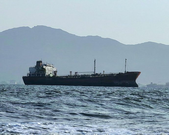 gunmen-seize-tanker-off-yemen-amid-resurgence-of-somali-piracy