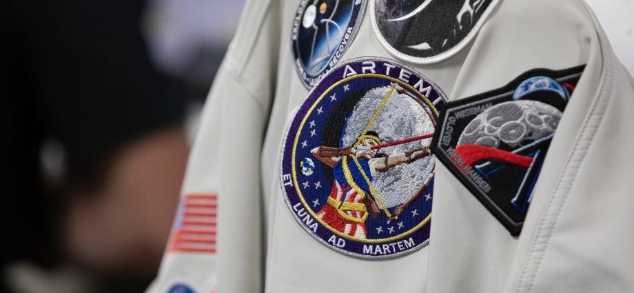 artemis-mission-patches