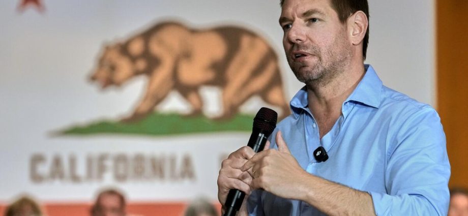 eric-swalwell-briefly-detained-as-feds-seize-his-phone-at-sf.-airport,-source-says