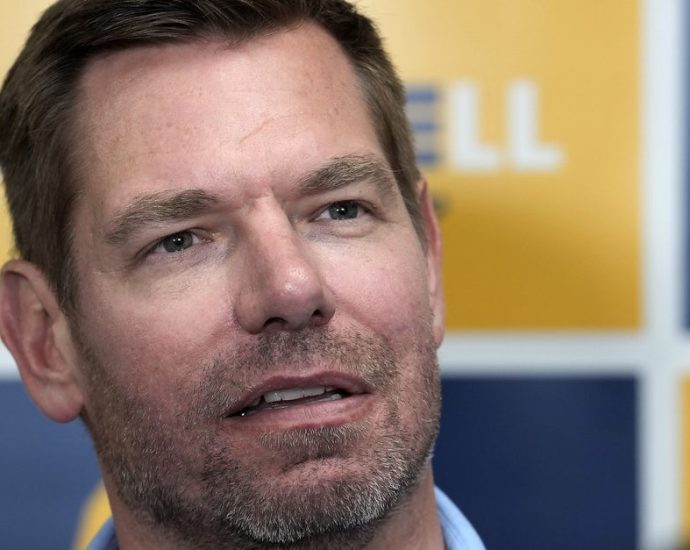 fbi-seizes-former-democratic-rep.-eric-swalwell’s-devices-as-part-of-criminal-probe