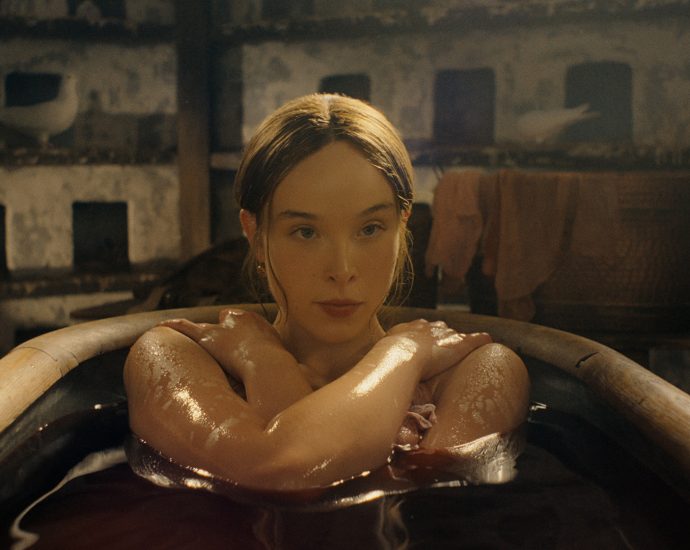 ‘monster’s’-lizzie-borden-trailer-promises-a-bloody-good-sapphic-nightmare