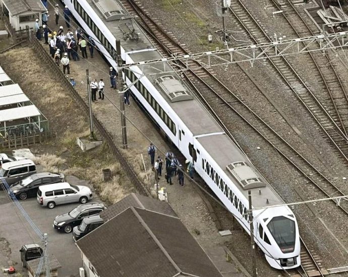 tokyo-bound-express-train-hits-and-kills-four-workers-at-railway-station-in-japan