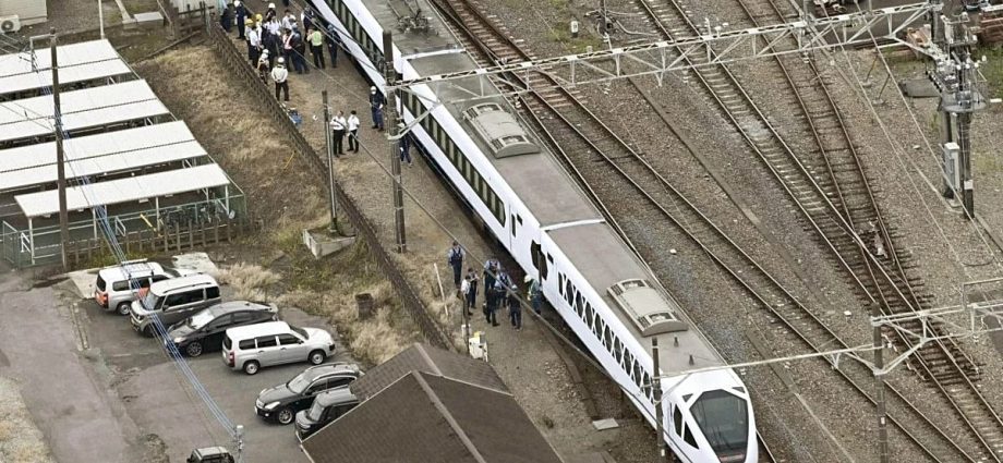 tokyo-bound-express-train-hits-and-kills-four-workers-at-railway-station-in-japan