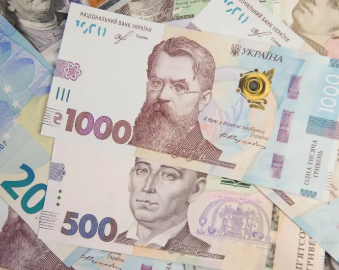 ukraine-offers-cash-rewards-for-capturing-russian-soldiers-and-close-combat-kills