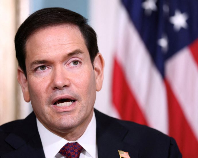 us-pummels-cuban-economy-with-new-sanctions-on-mining,-construction
