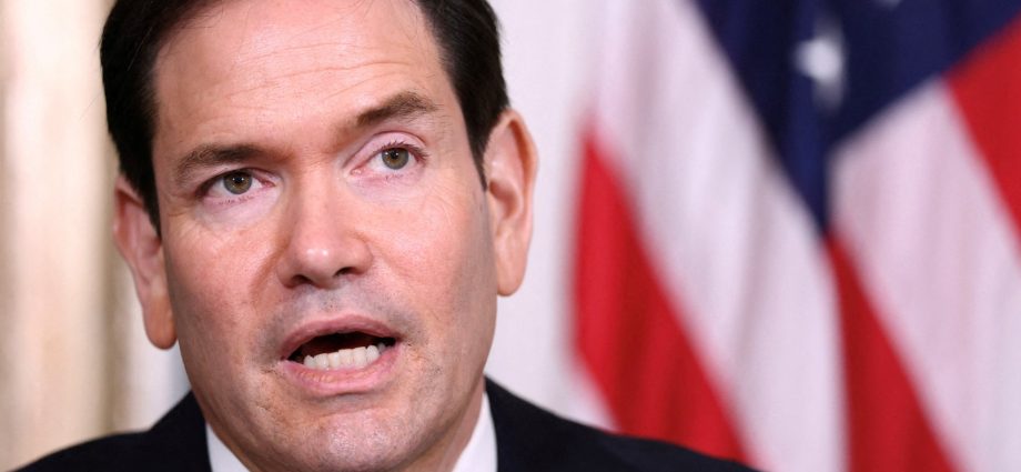 us-pummels-cuban-economy-with-new-sanctions-on-mining,-construction