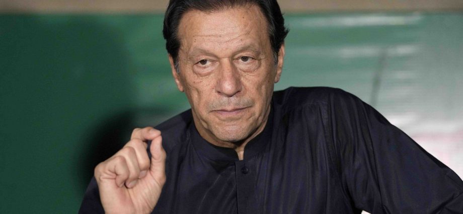 pakistan’s-imran-khan-back-to-prison-after-evaluation-at-hospital