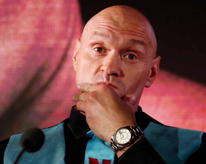 fury-says-fight-with-joshua-looks-unlikely-with-venue-yet-to-be-agreed