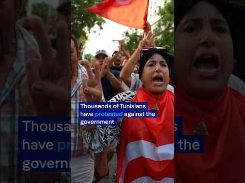 thousands-of-tunisians-are-protesting-against-the-government-|-dw-news