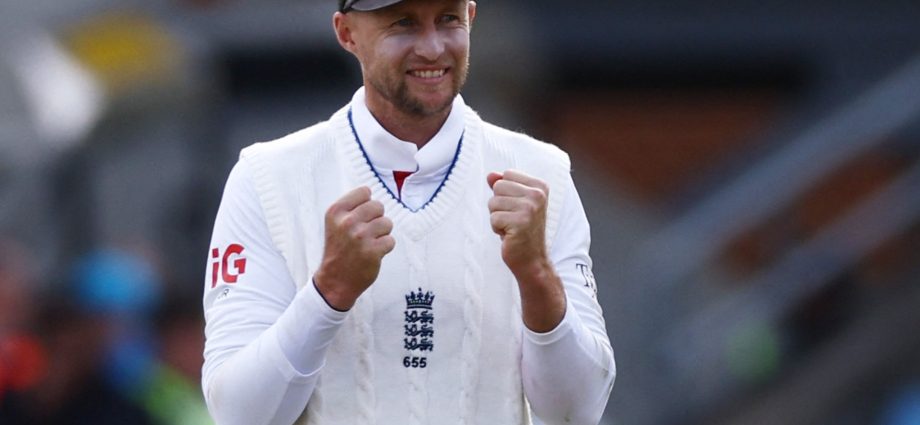 england-thrash-pakistan-by-an-innings-and-103-runs-in-first-test