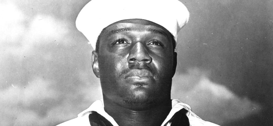aircraft-carrier-set-to-honor-black-pearl-harbor-hero-may-get-the-traitor’s-name