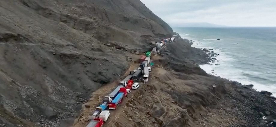 peru-rescues-people-trapped-by-landslides-on-highway-for-nearly-a-week