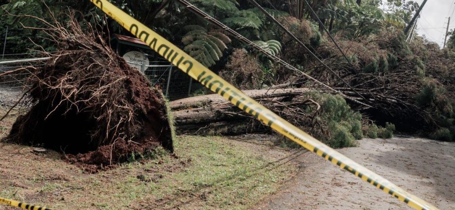 heavy-rain-and-winds-to-hit-hawaii-less-than-a-week-after-damage-from-hurricane-lala