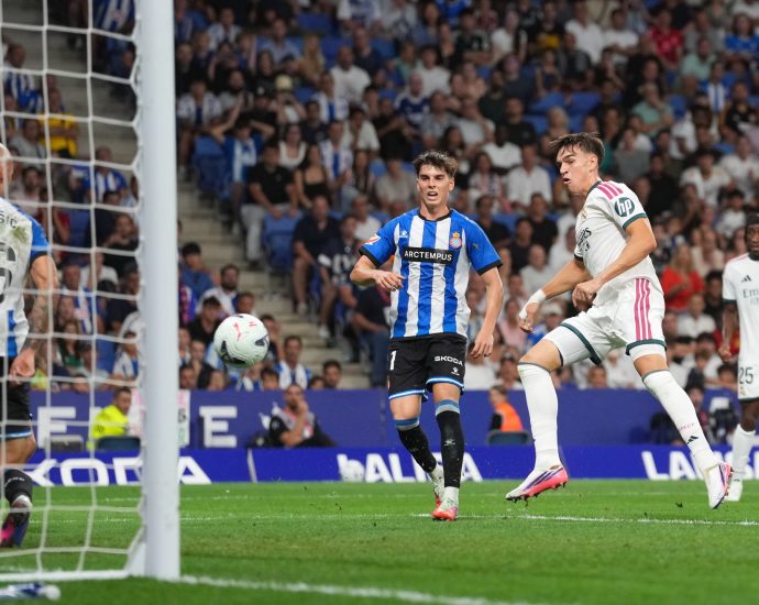 real-madrid-beat-espanyol-2-1-in-jose-mourinho’s-first-game-on-return