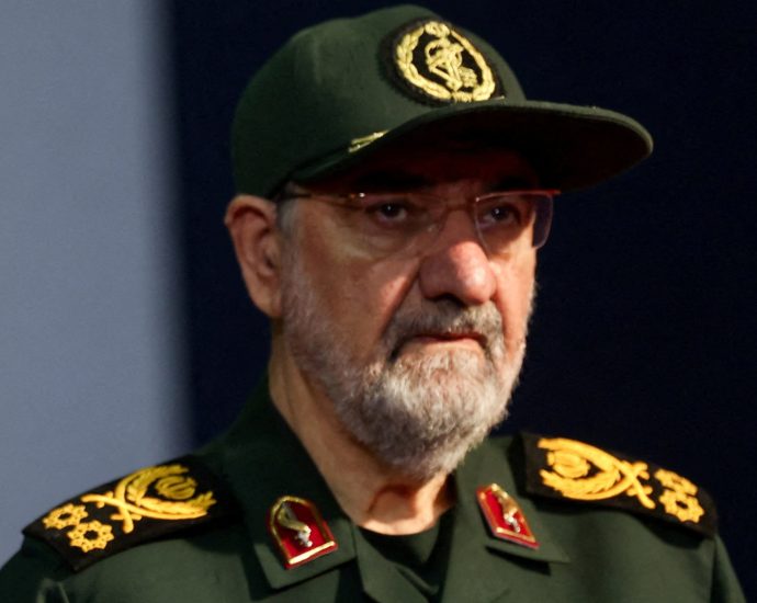 iran-war-live:-tehran-warns-neighbours-against-joining-us-economic-war