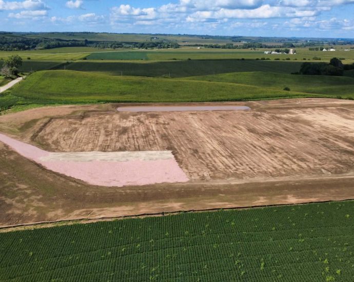 secret-plan-to-dump-slaughterhouse-waste-blindsided-residents-of-iowa’s-loess-hills
