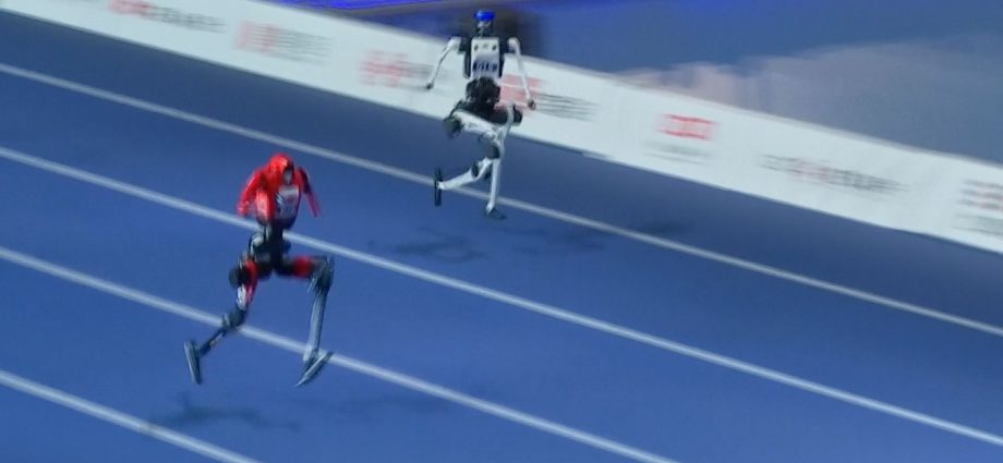 chinese-robot-beats-usain-bolt’s-100m-world-record-at-humanoid-games