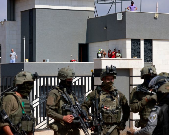 israeli-wounded-in-occupied-west-bank-stabbing