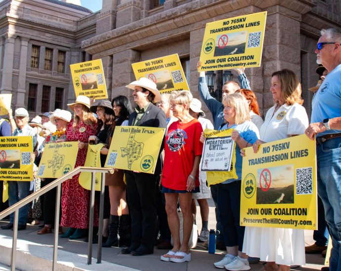 property-owners-are-in-a-standoff-against-texas-power-expansion