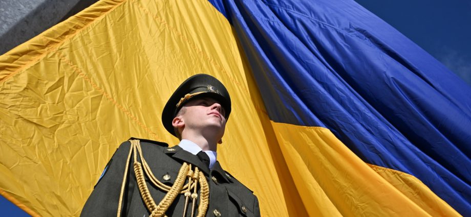 photos:-ukraine-celebrates-national-flag-day