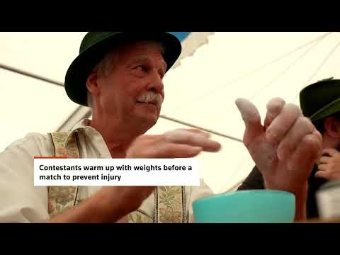 finger-pullers-compete-in-tradition-with-a-painful-twist
