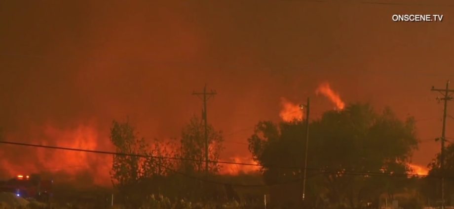 out-of-control-wildfire-forces-evacuations