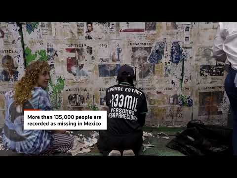 relatives-of-disappeared-people-clean-memorial-in-mexico