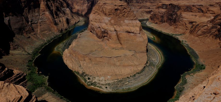 us.-cuts-colorado-river-water-for-arizona,-california-and-nevada