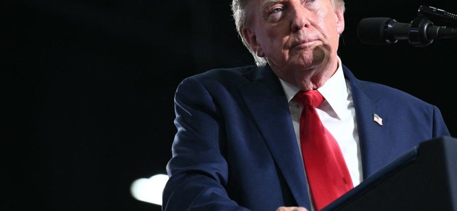 the-traitor-heads-into-midterms-short-on-foreign-policy-wins