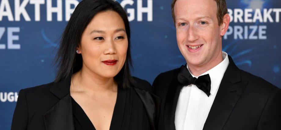 mark-zuckerberg-buys-an-irish-castle