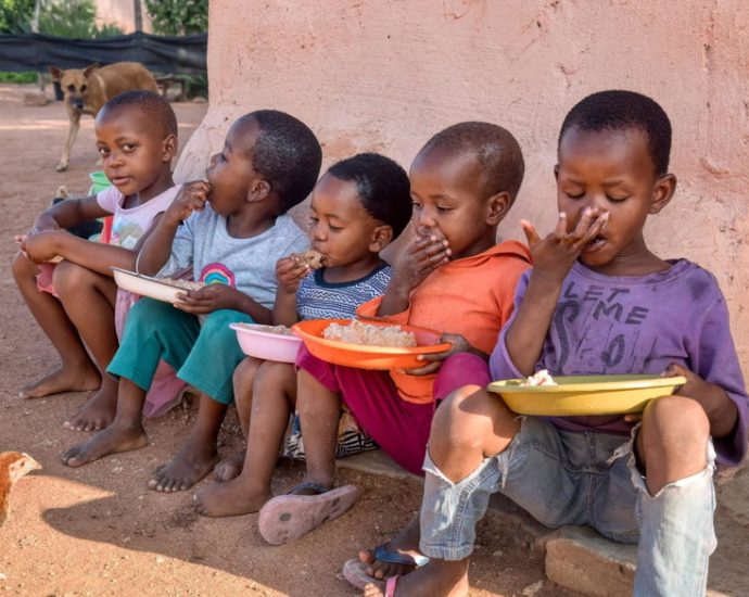 world-hunger-and-starvation-have-reached-a-crisis-level