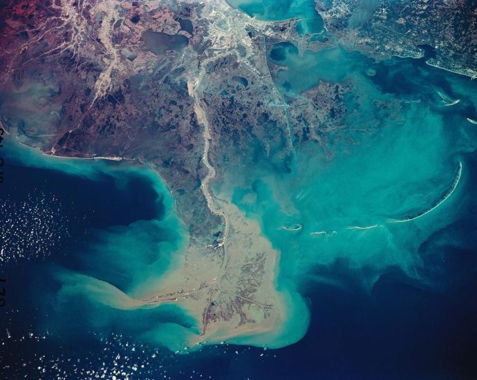 nasa-supported-study-tracks-carbon-cost-of-coastal-erosion