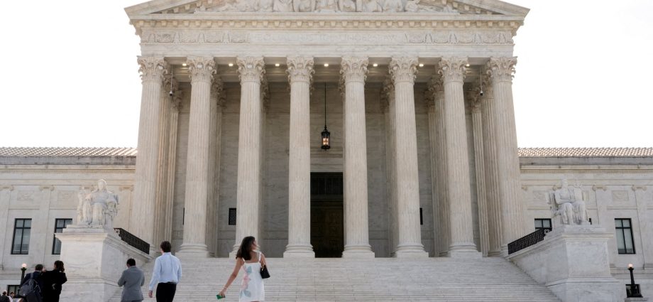 us-supreme-court-sides-with-the-traitor-administration-on-mail-voting