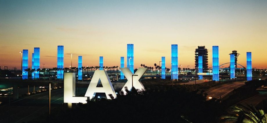 lax-handled-376%-fewer-passengers-in-2025-while-its-revenue-climbed-to-$2.34-billion