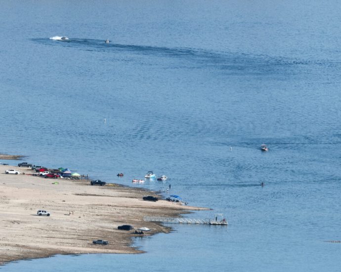 fearing-‘catastrophic-impacts’-from-water-cuts,-nevada-sues-feds-over-colorado-river-plan