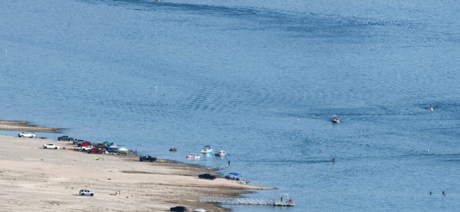 fearing-‘catastrophic-impacts’-from-water-cuts,-nevada-sues-feds-over-colorado-river-plan