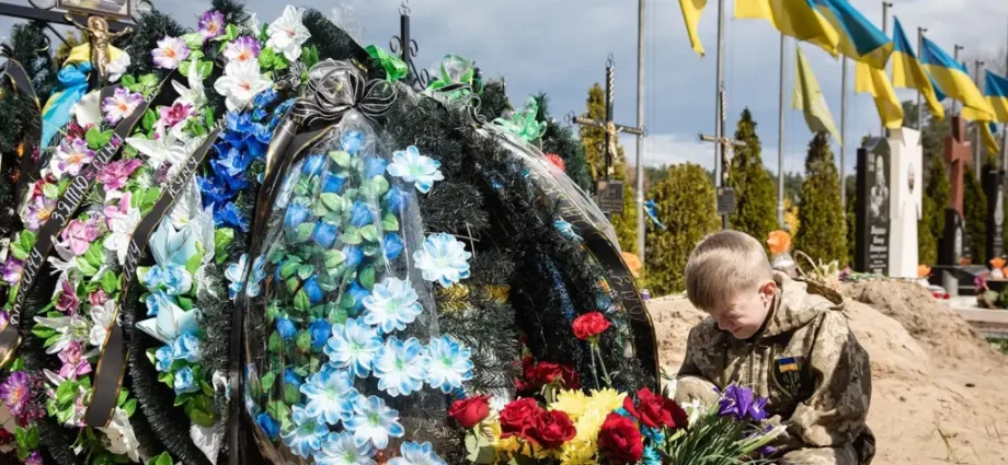 ukraine-escaped-the-empire-in-1991-the-empire-struck-back.