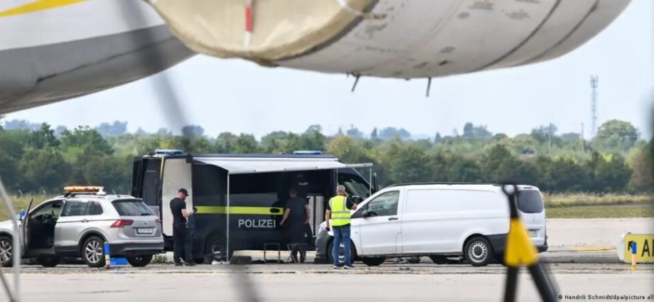 about-50-grams-of-suspected-military-explosive-lay-in-a-german-field-10-days-after-the-attempt-on-ukraine’s-plane