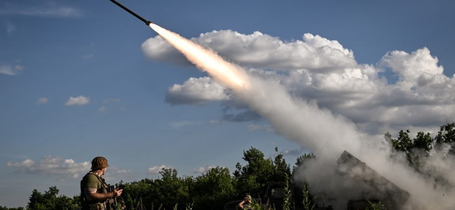 ukraine-marks-independence-day-with-new-push-to-build-western-missiles