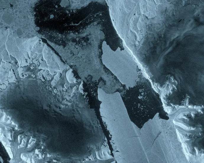 a-manhattan-sized-ice-island-just-broke-free-from-greenland