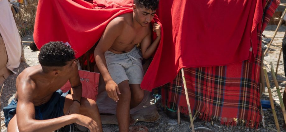 spain-requests-emergency-funding-from-the-eu-over-ceuta-migrants