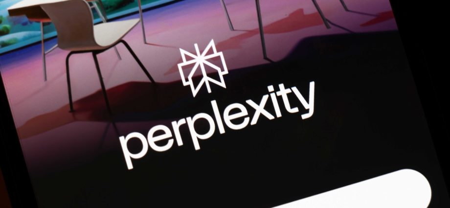 perplexity’s-on-device-ai-offering-promises-data-control-and-lower-token-costs