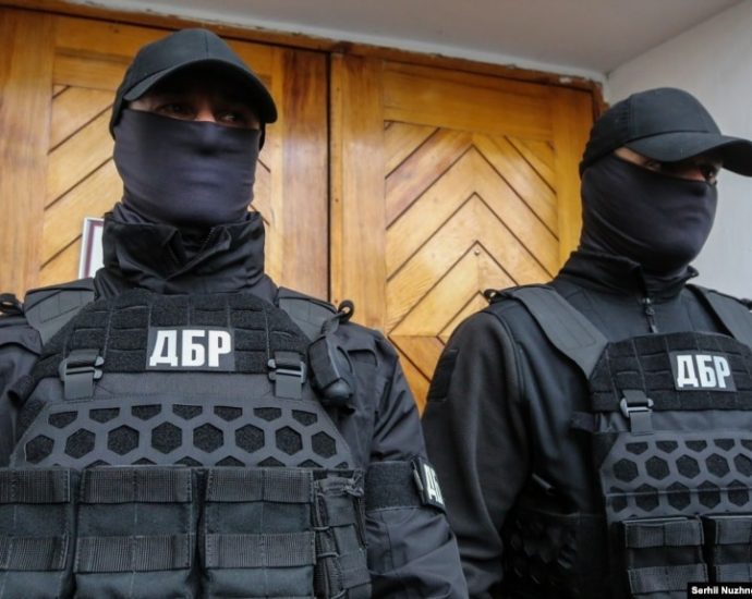 ukraine-starts-checks:-five-days-later,-deputy-commander-was-charged-for-$15,600-in-combat-pay-for-combat-that-never-happened