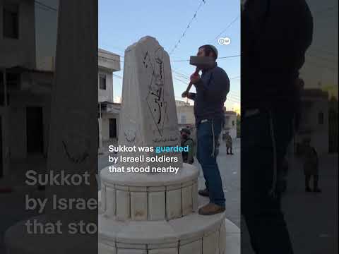 israeli-lawmaker-smashes-palestinian-memorial