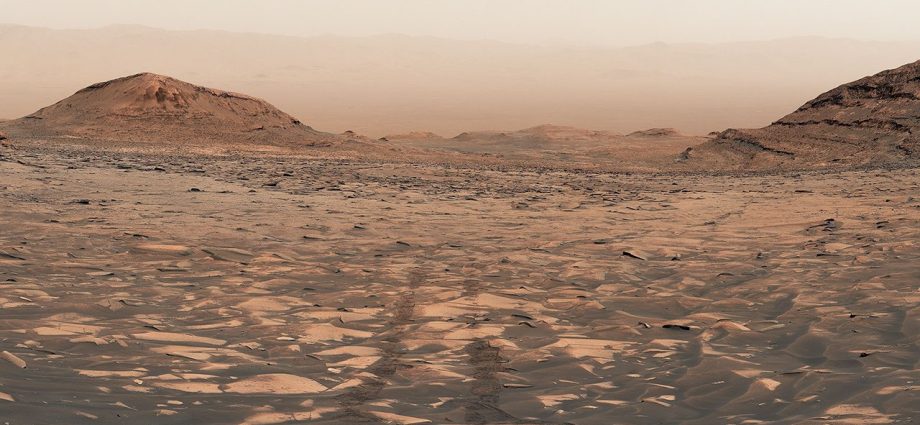 curiosity-reaches-1-kilometer-elevation-gain