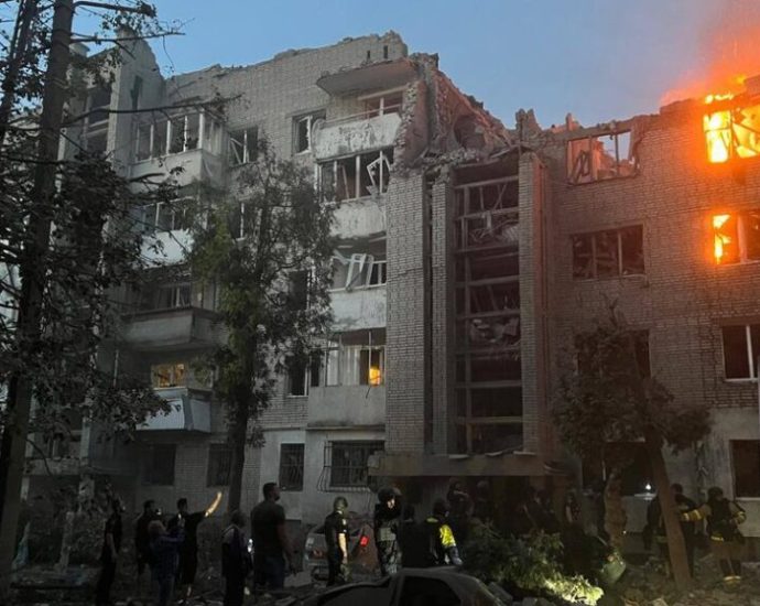 iskander-russia-fired-at-kyiv-oblast-in-july-held-62-american-parts.-ukraine-has-now-named-more-than-100-russian-ballistics-producers-and-wants-its-allies-to-sanction-all-of-them