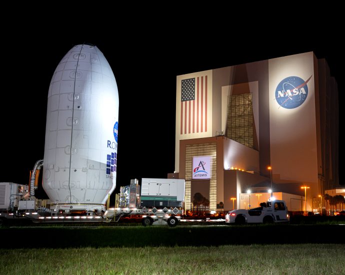 roman-space-telescope-travels-to-spacex-hangar