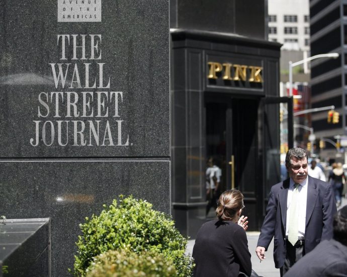 how-an-op-ed-in-the-wall-street-journal-reignited-a-debate-about-ai-use-in-newsrooms