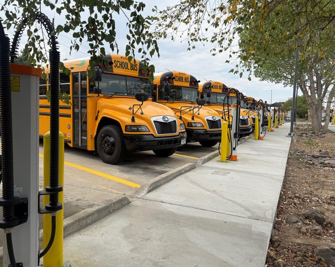 denver-public-schools-deploys-kempower-fast-chargers-for-its-electric-school-bus-fleet